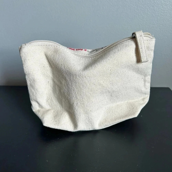 it Cosmetics x Ana Jacks Cosmetic Bag | Makeup Bag | Cosmetics Bag - Picture 3 of 9